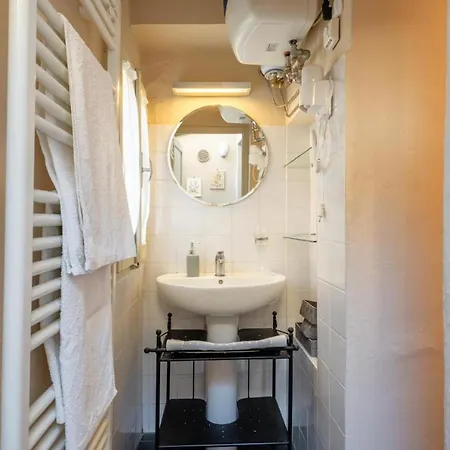 شقة Residenza Gatteschi *